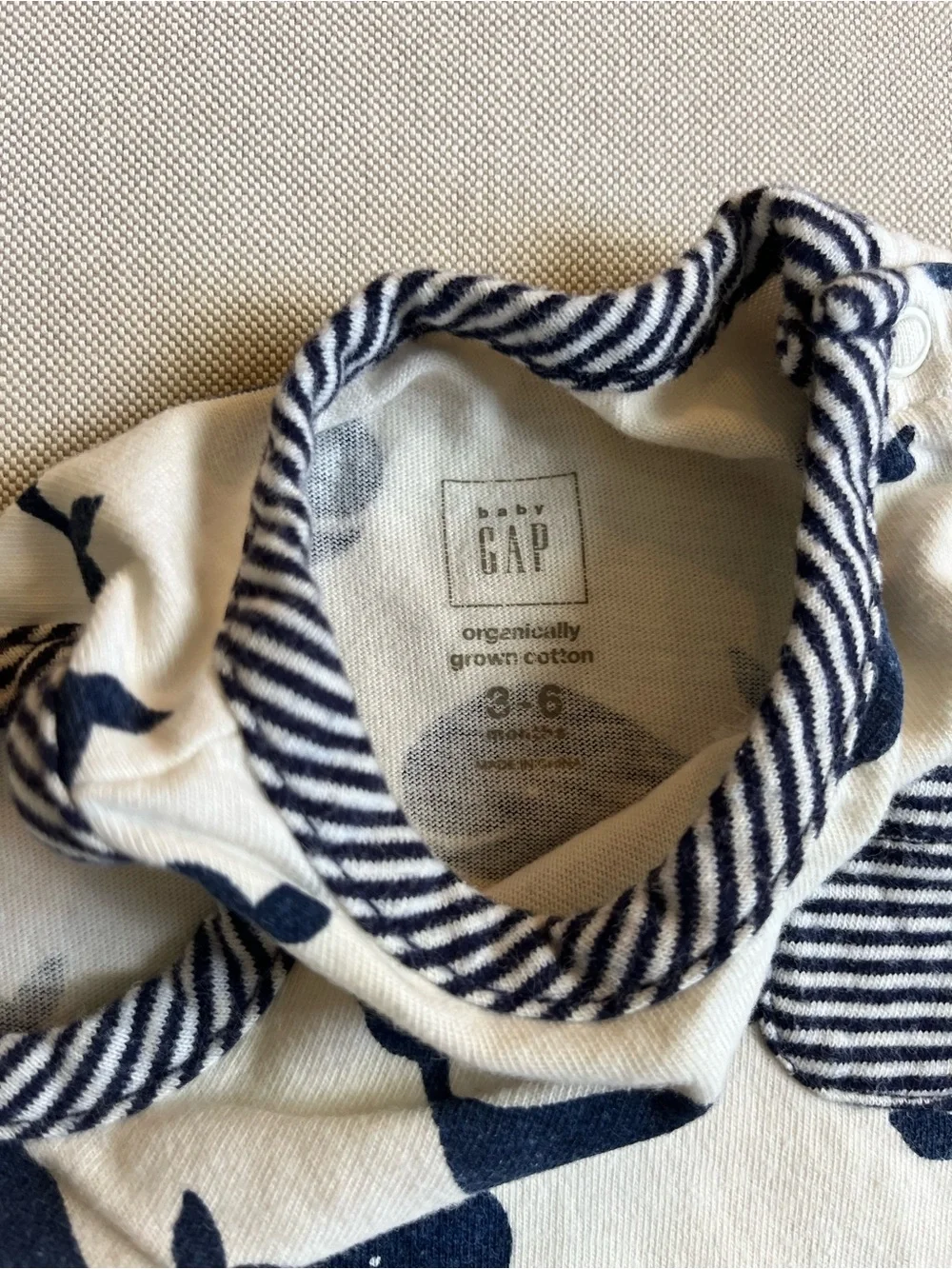 GAP Sleeveless Whale Print Romper - Navy‎ and White